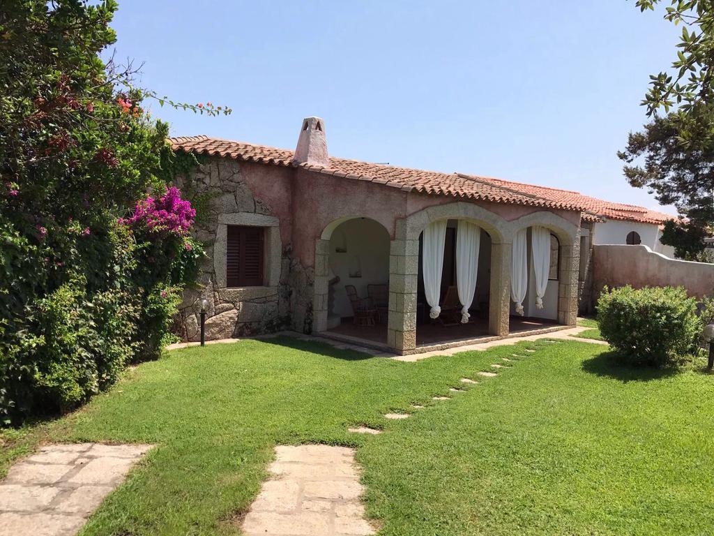Villa La Quercia - Capriccioli Abbiadori Exterior foto